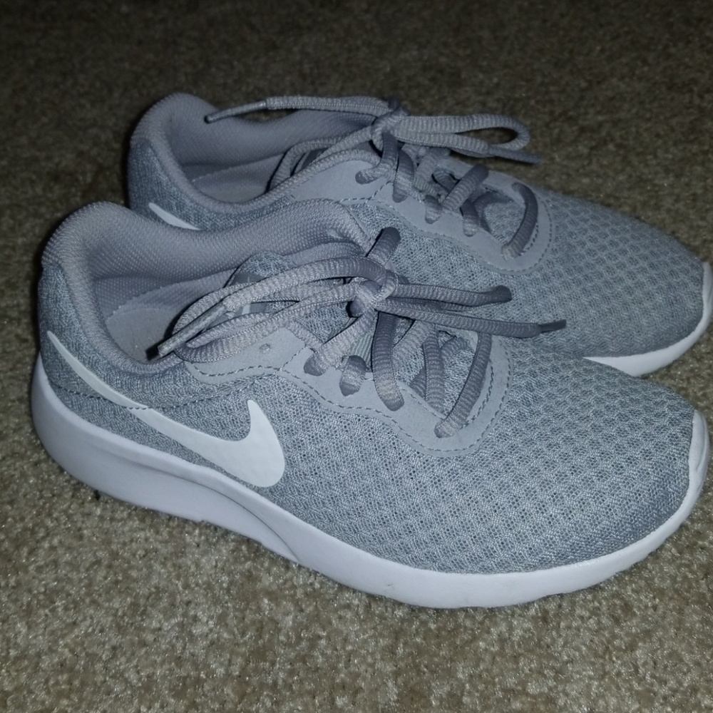 Nike boys size 1.5